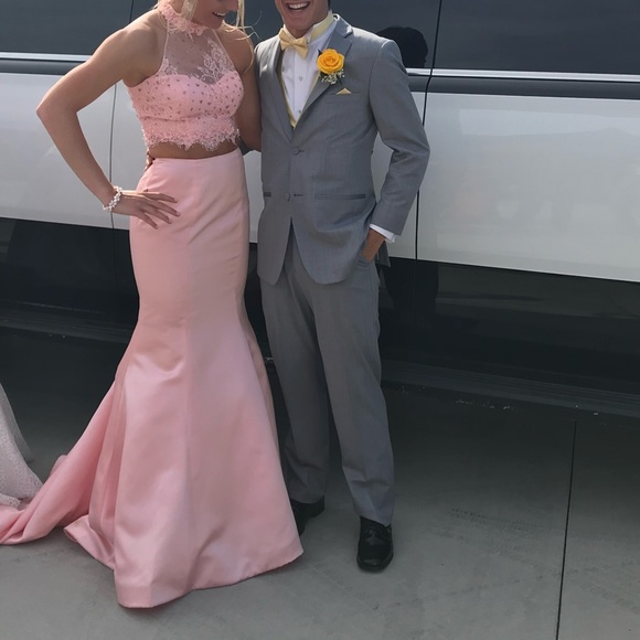 Size 6 Sherri Hill Prom Dress - Picture 1 of 3